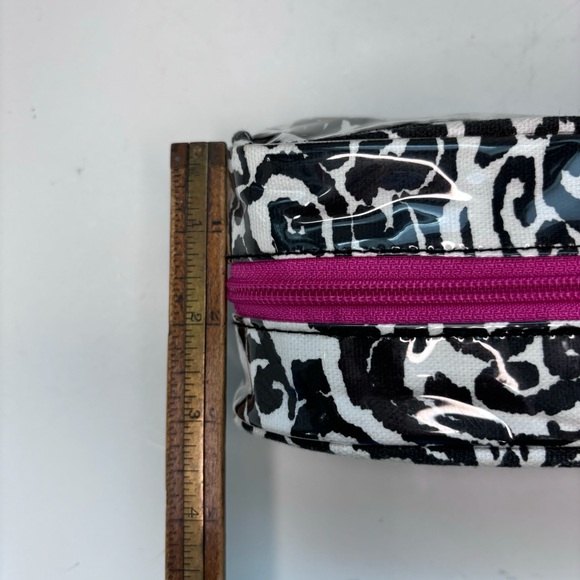 Buckhead Bettie’s Black white pencil pouch NWT - Picture 5 of 9